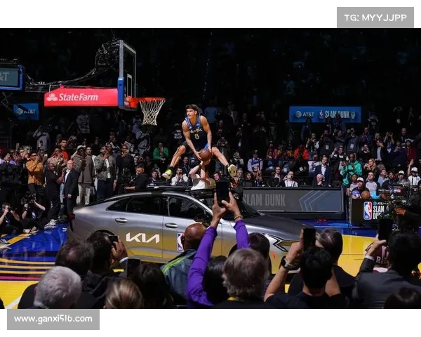 震撼视觉冲击力超强NBA扣篮集锦合集让你目不转睛的空中飞人时刻